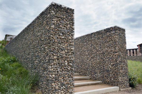 Jardin St Jean
Paysagistes: Ossart- Maurières
Graulhet 31 France