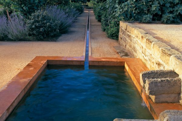 Jardin de la Noria, près d’Uzès 30 France Paysagistes: Ossart - Maurières