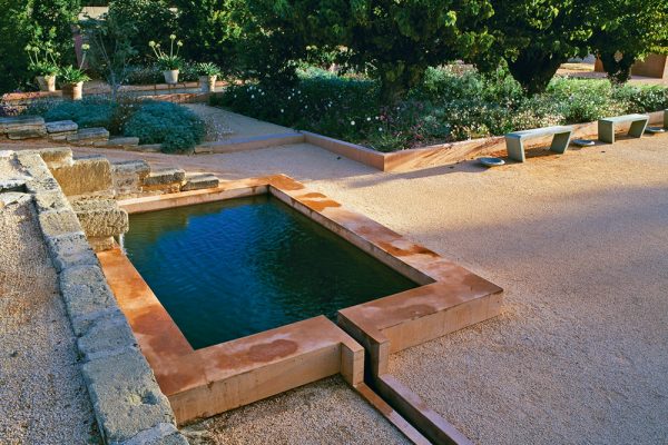 Jardin de la Noria, près d’Uzès 30 France Paysagistes: Ossart - Maurières