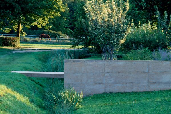 Jardin de la Noria, près d’Uzès 30 France 
Paysagistes: Ossart - Maurières