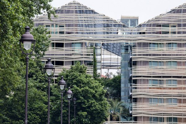 Holiday Inn Express Paris - Canal De La Villette
Paysagistes: Ossart-Maurières